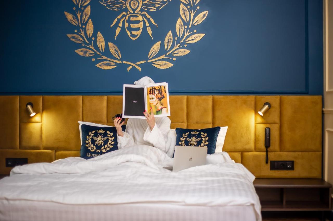 Queen Bee Kiev Exterior foto